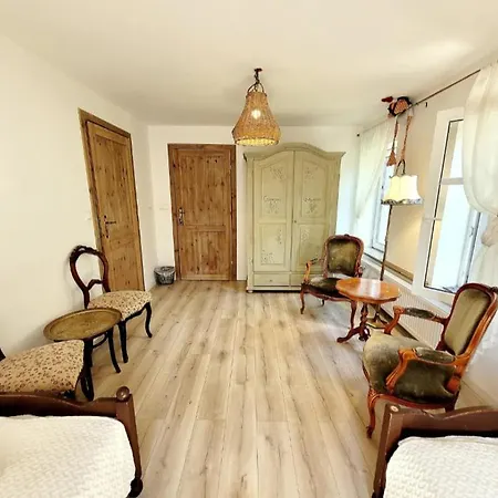Vakantieboerderij Rawiczowka Brzeżno